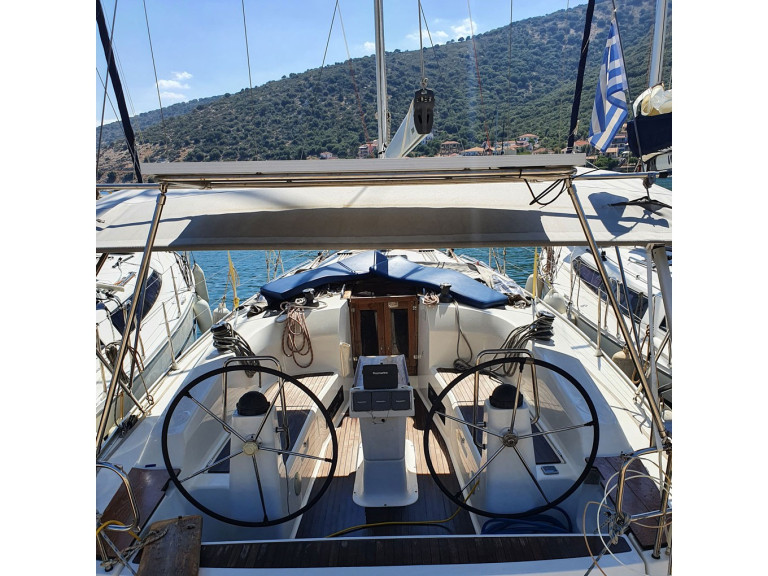 Sailboat for rent Lefkáda at the best price