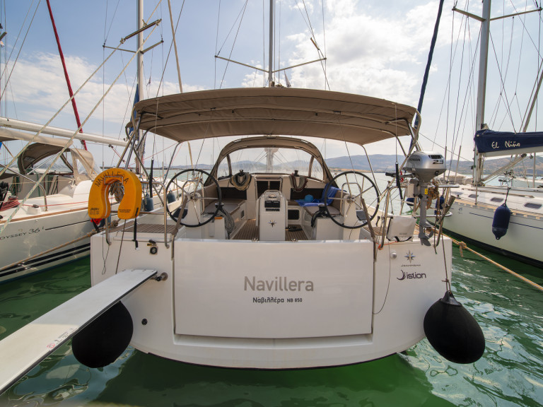 Jeanneau Sun Odyssey 440 in Skiathos on SamBoat