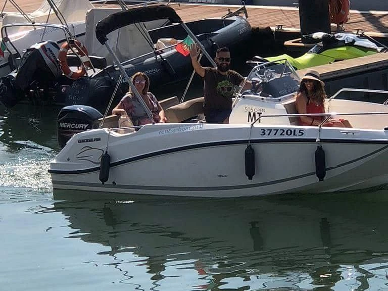 Yacht charter Olhão cheap Activ 505 Open