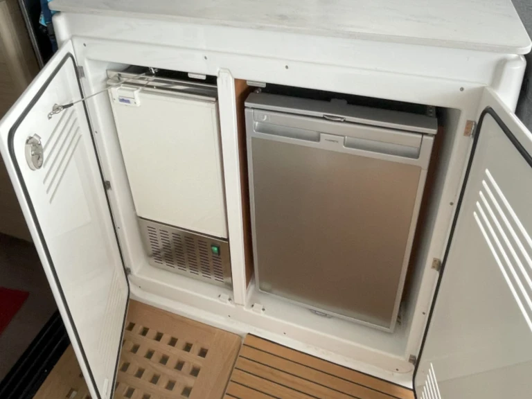 Yacht charter Plataniás cheap Lagoon 46