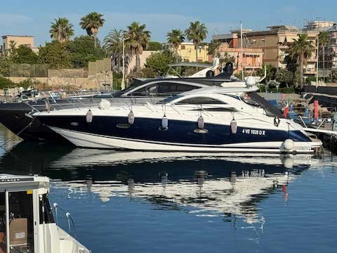 Rent a Pershing Pershing 46 Monopoli