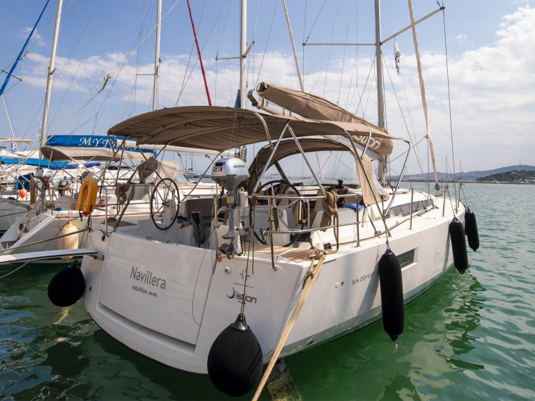 Sailboat for rent Skiathos at the best price