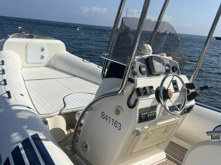 RIB rental in Saint-Tropez - Nuova Jolly King 750