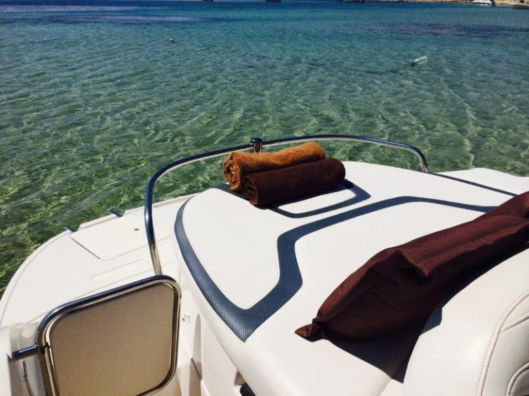 Boat rental Monterey Monterey 278 in Ibiza Town on Samboat