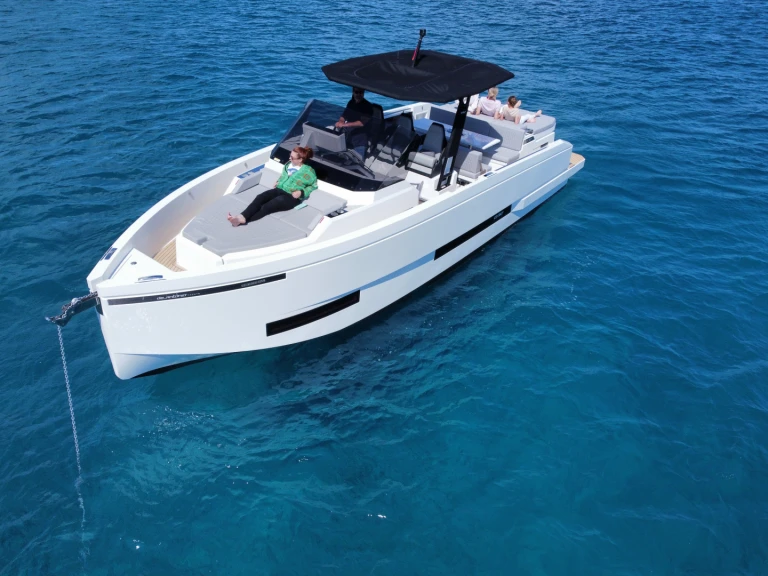 De Antonio D32 in Marina Botafoch on SamBoat