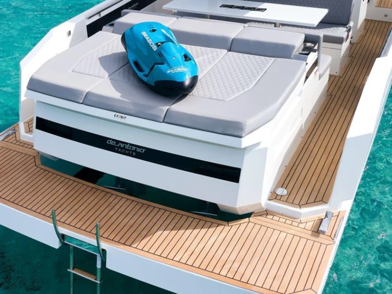 Motorboat rental in Marina Botafoch - De Antonio D32