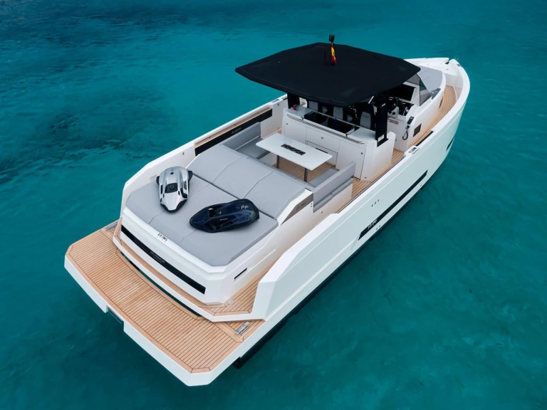 Boat rental De Antonio d36 in Marina Botafoch on Samboat