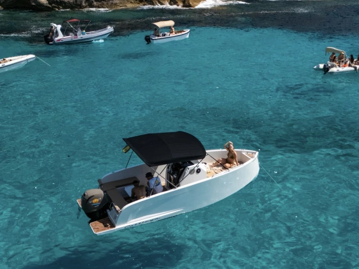 Motorboat rental with or without captain Cattleya s'Estanyol de Migjorn