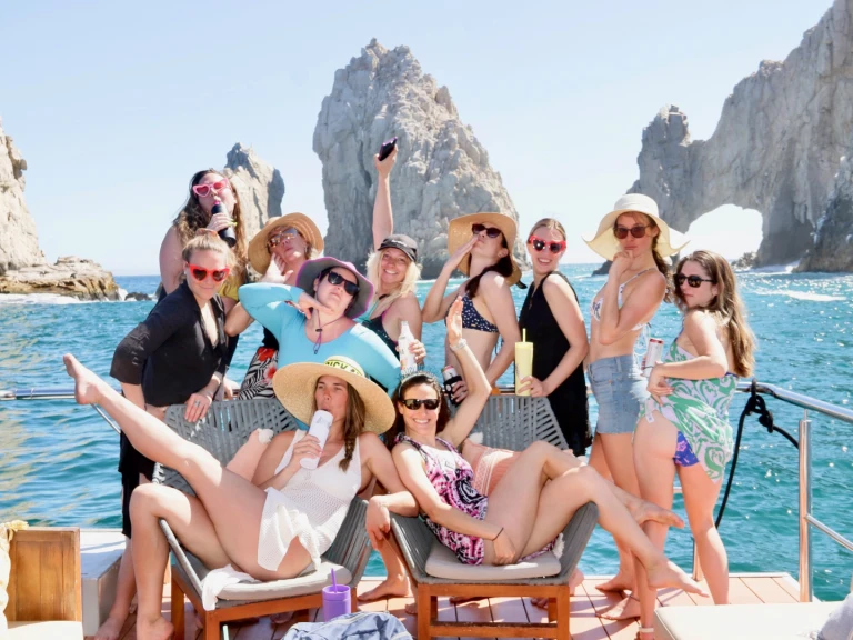 Custom Made 32 in Cabo San Lucas on SamBoat