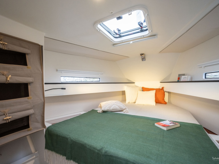 Boat rental RM RM 1080 in Marseille on Samboat