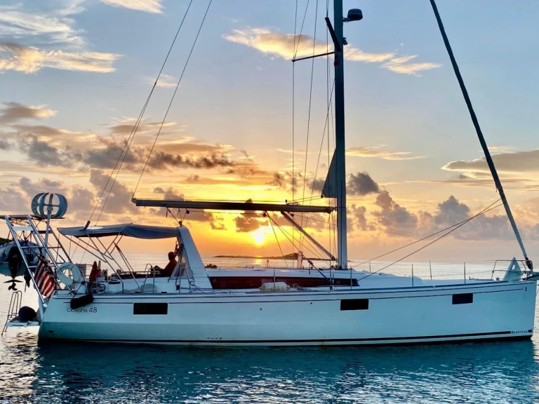 Sailboat for rent Cagliari at the best price