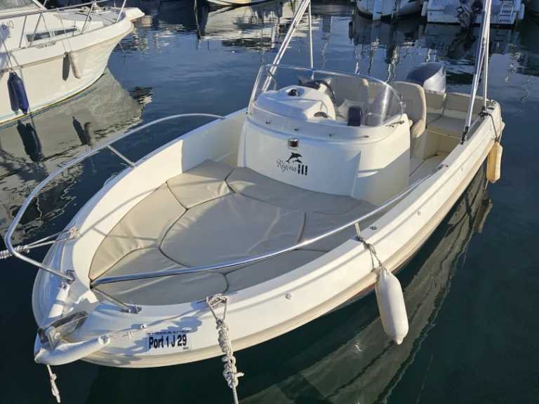 Rent a Jeanneau Cap Camarat 5.5 Style Mandelieu-la-Napoule