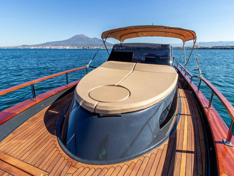 Yacht charter Sorrento cheap Positano Open 32