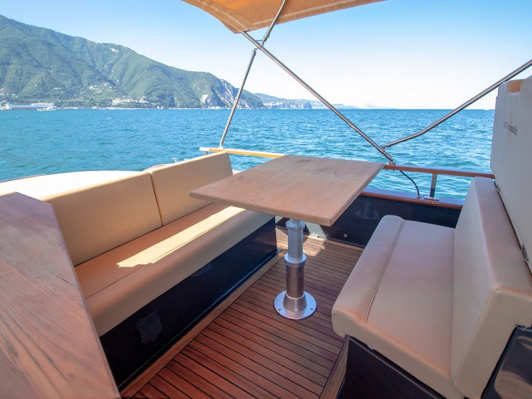 Bareboat Rental Motorboat Nautica Esposito with a boat licence