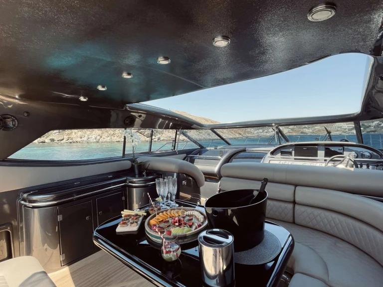 Rent a Sunseeker 007 Mykonos (Island)