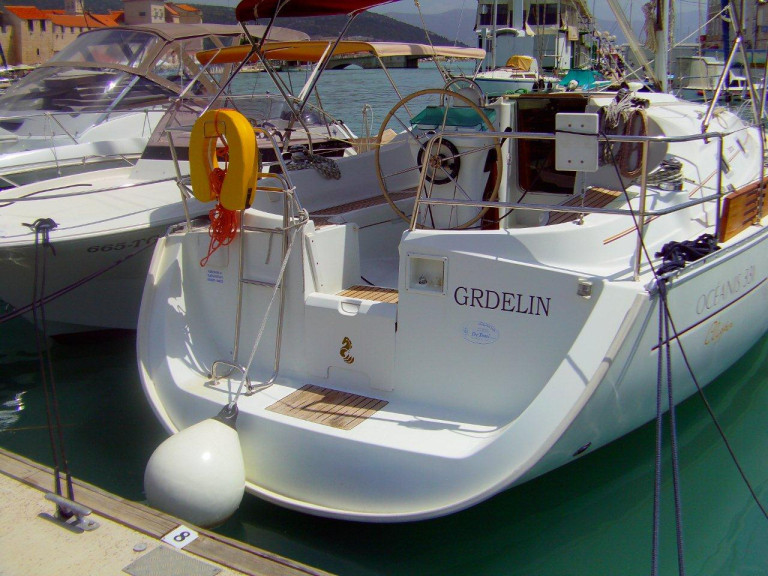 Sailboat for rent Trogir at the best price