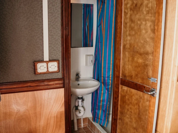 Motorboat rental with or without captain Betina Omiš