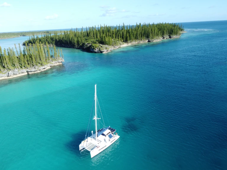 Rent a Catana Catana 47 Nouméa