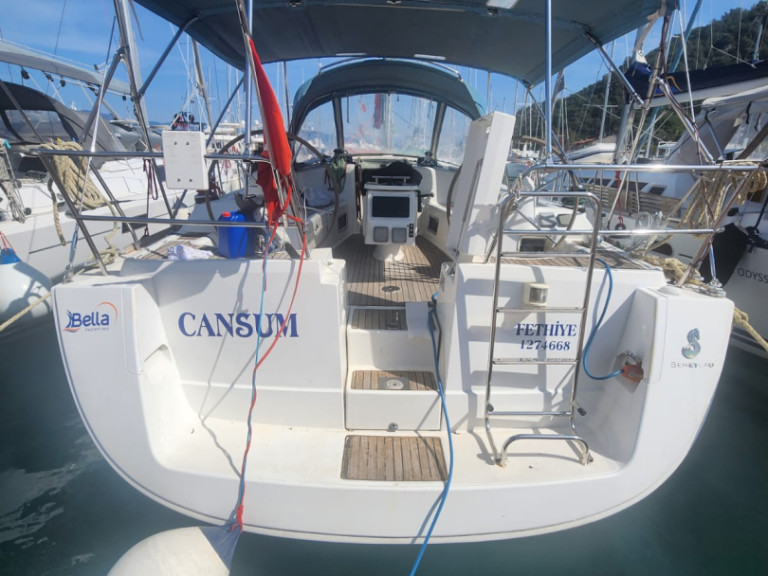 Bareboat Rental Sailboat Bénéteau with a boat licence