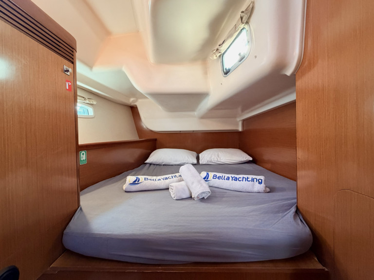 Bénéteau Beneteau Oceanis 40 Cansum in Fethiye on SamBoat