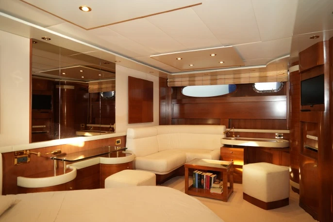 Rent a Bayliner Alfamarine 78 HT Cefalù
