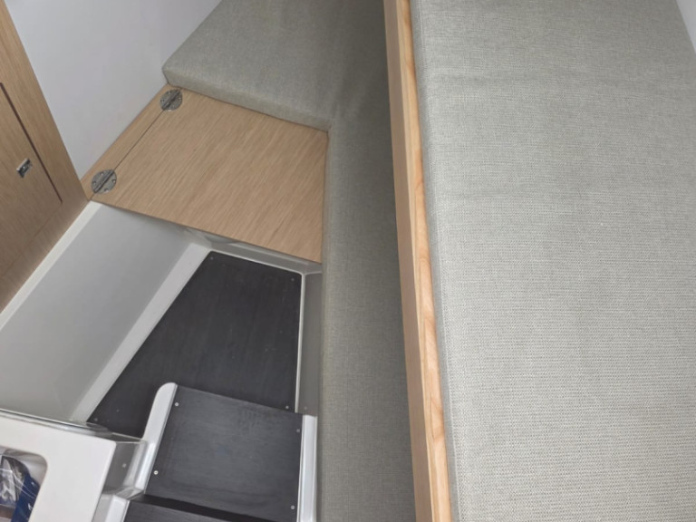 Boat rental Bavaria Bavaria C57 in Volos on Samboat