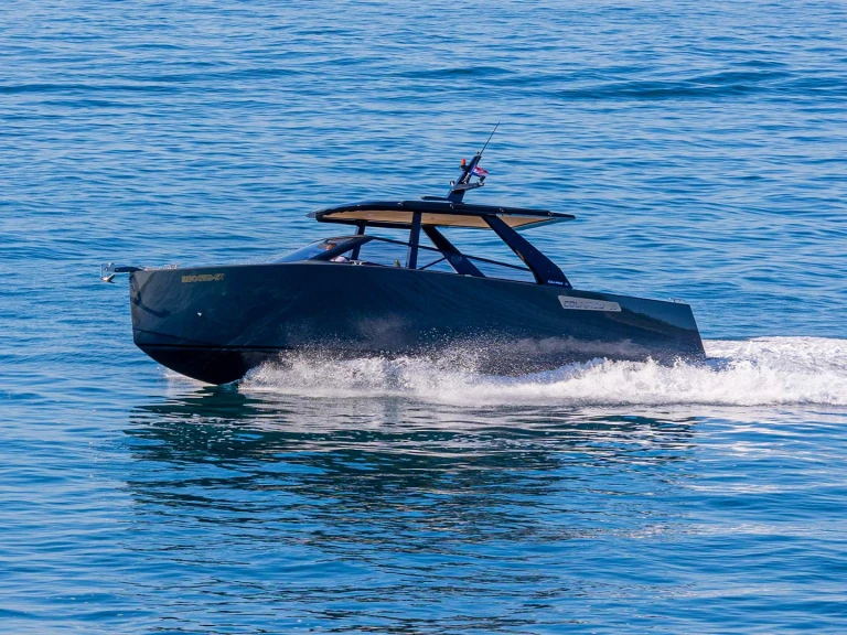 Motorboat rental in Split - Colnago Colnago 35