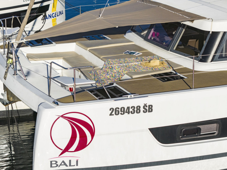 Bareboat Rental Catamaran Bali with a boat licence