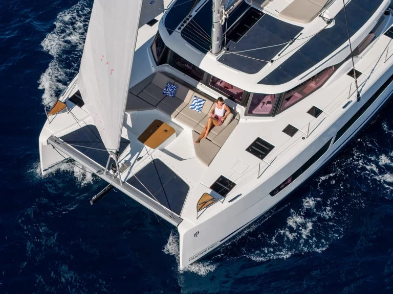 Catamaran for rent Road Town at the best price