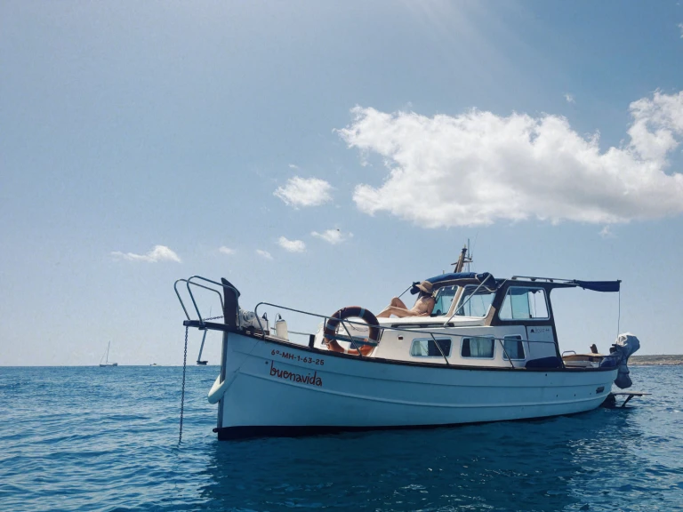 Rent a Llaut Llevant 40 Mahon Port
