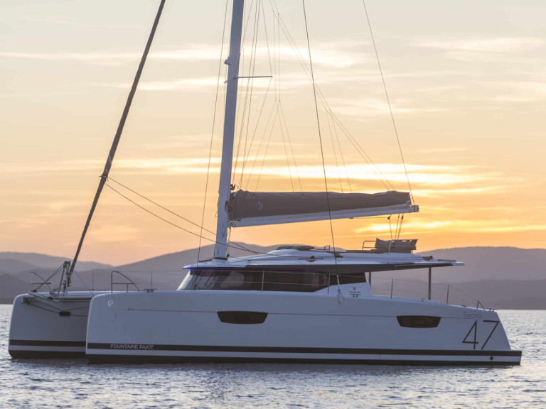 Catamaran rental in Le Marin - FONTAINE PAJOT SAONA 47 - 2017 FONTAINE PAJOT SAONA 47