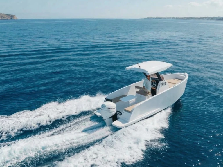 Motorboat rental in Gijón - Cattleya X6