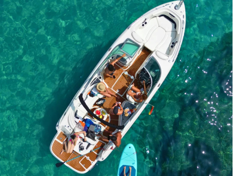 Rent a Monterey 264FS Alcúdia