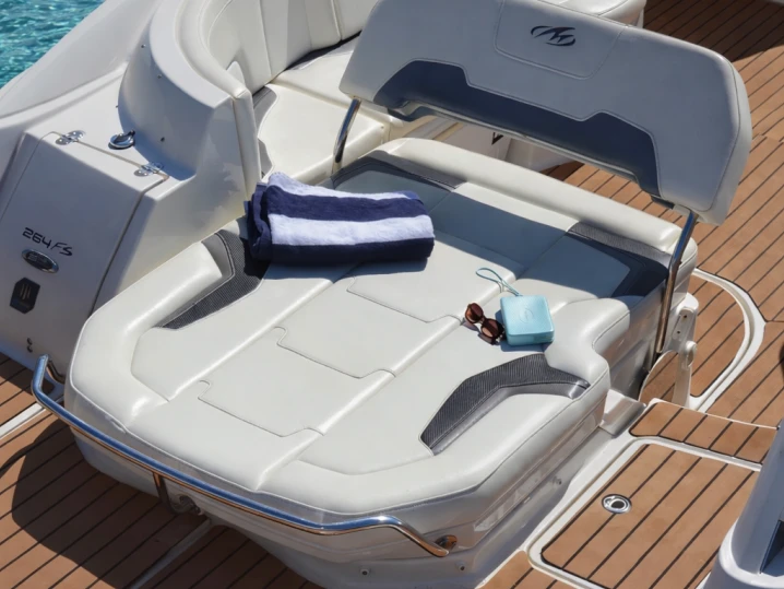 Motorboat for rent Alcúdia at the best price