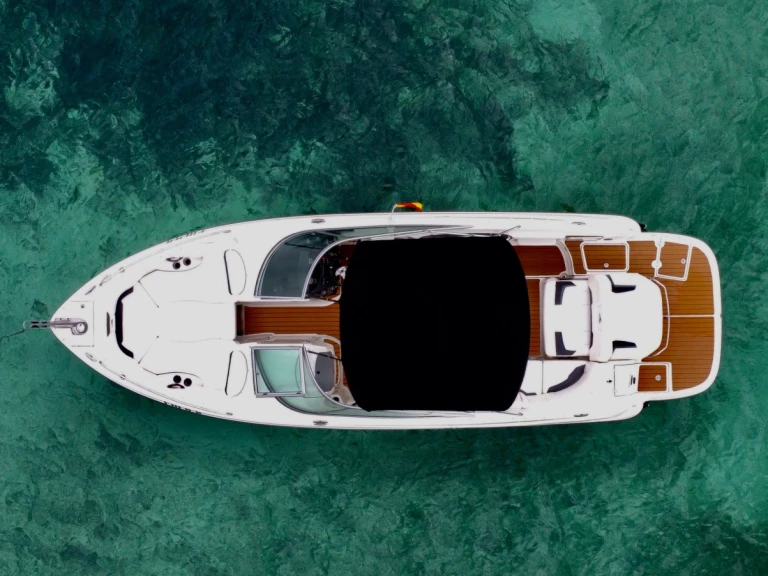 Rent a Monterey 264FS Alcúdia