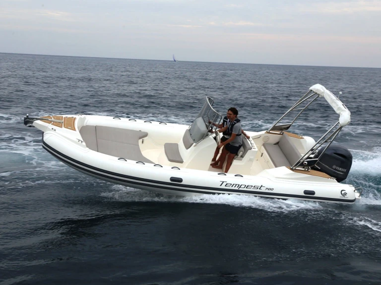RIB rental in Marine de Sant'Ambrogio - Capelli Tempest 700 CUP