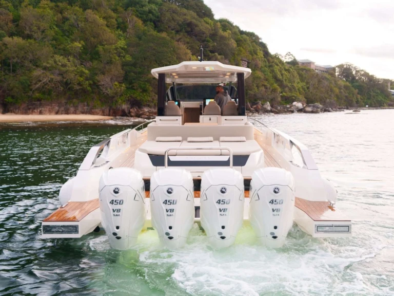 RIB rental in Marine de Sant'Ambrogio - Capelli STRADIVARI 52