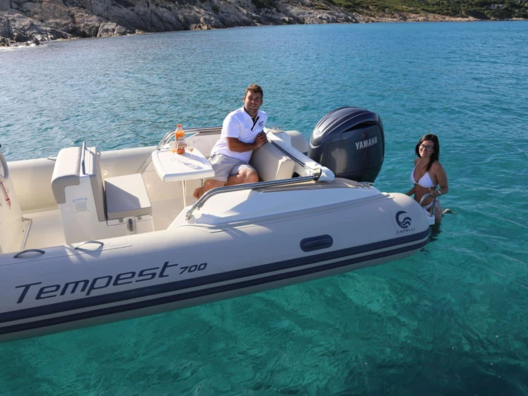 RIB for rent Marine de Sant'Ambrogio at the best price