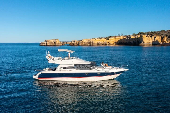 Luxury Yacht for rent Vilamoura at the best price
