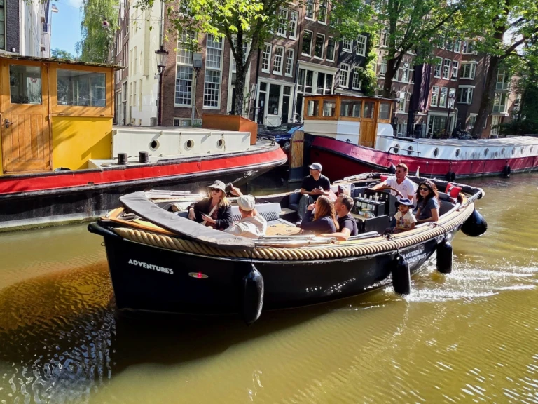Rent a SeaFury SeaFury800 Amsterdam