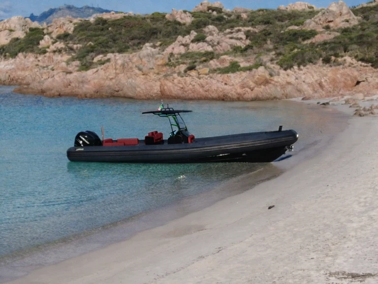 Sea Water Sea Water Phantom 300 charter bareboat or captained in  Portisco