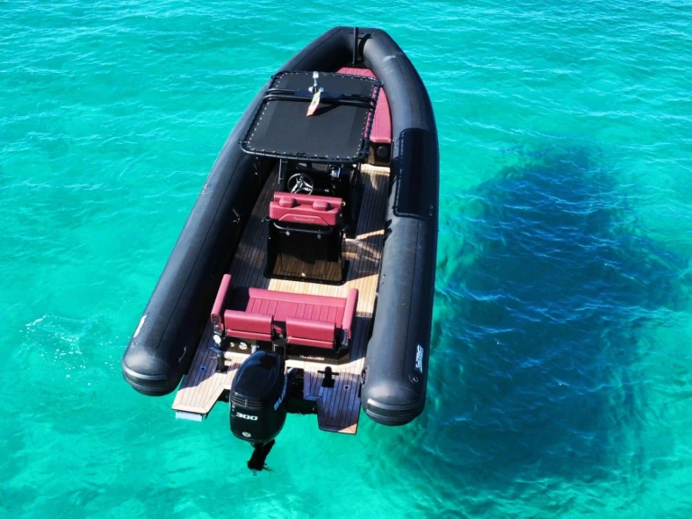 Boat rental Sea Water Sea Water Phantom 260 in Marina di Portisco on Samboat