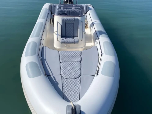 Zodiac Valiant in Spain on SamBoat