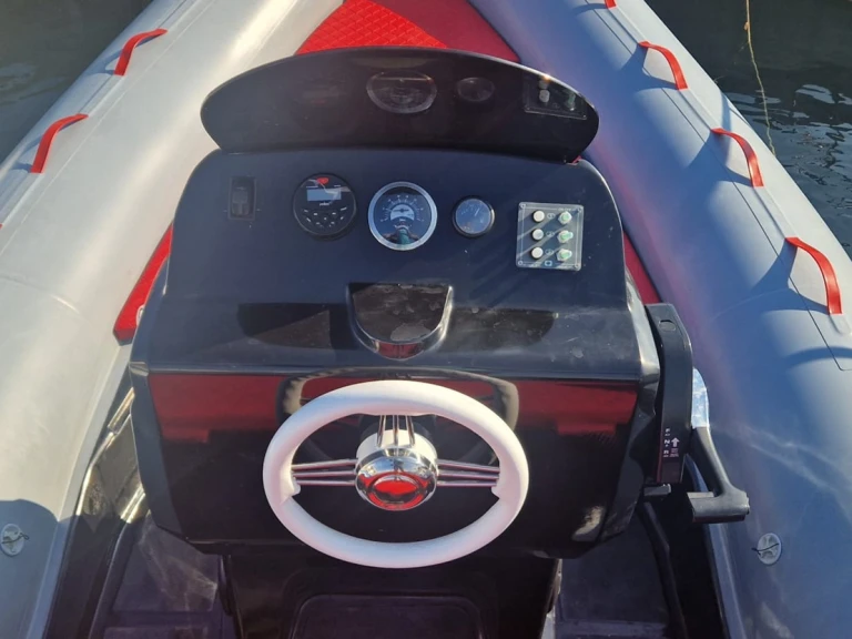 Yacht charter Porto Rotondo cheap 5.80