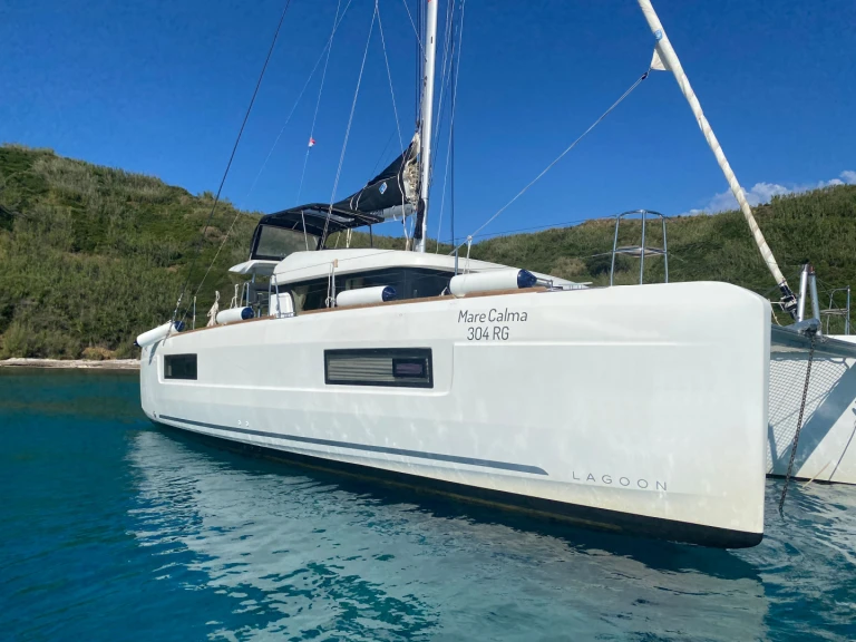 Yacht charter Pula cheap Lagoon 40
