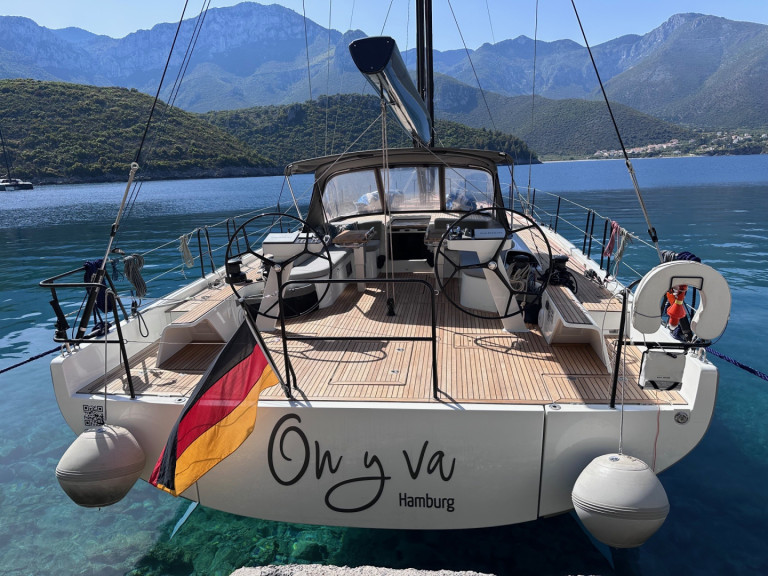 Bénéteau Beneteau 53 First Yacht charter bareboat or captained in  Lávrio