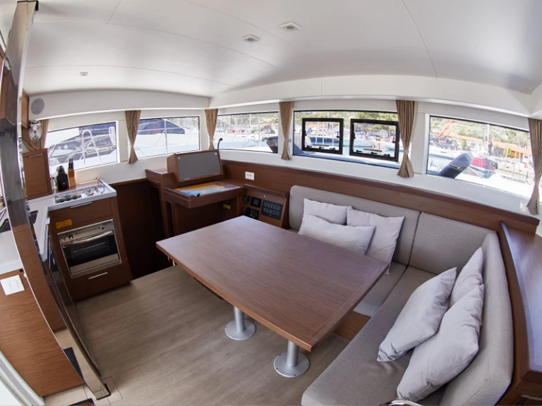 Catamaran for rent Pula at the best price