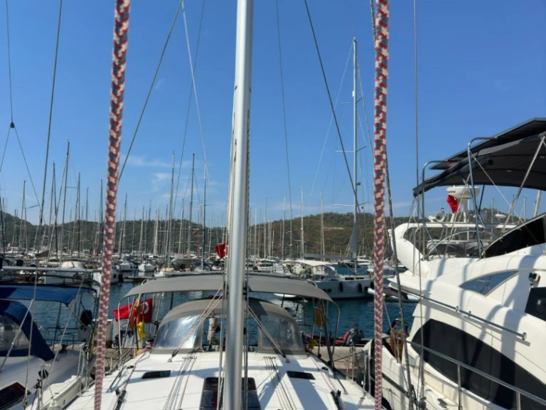 Sailboat rental in Fethiye - Bavaria Cruiser 46
