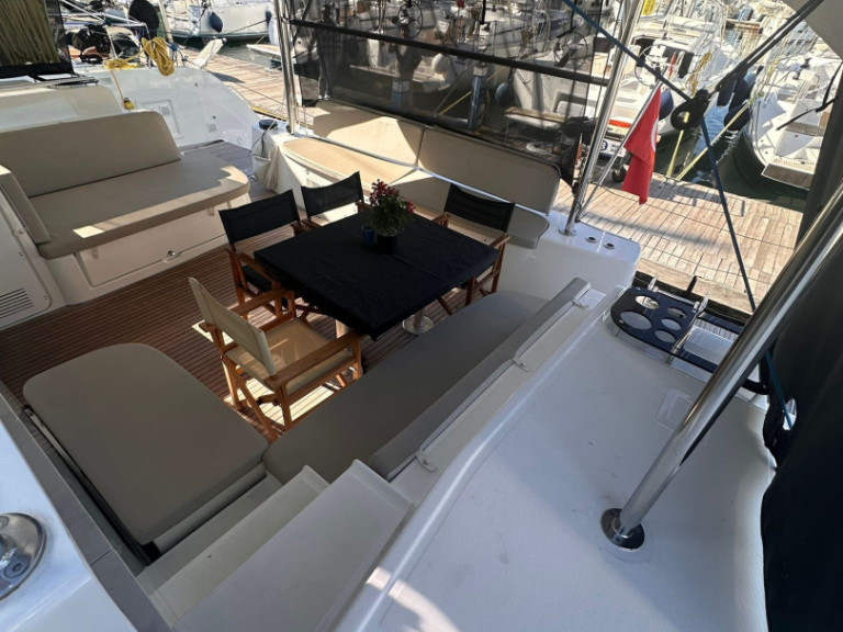 Yacht charter Fethiye cheap Lagoon 46