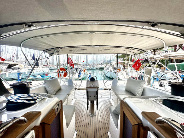 Rent a Bavaria Cruiser 46 Fethiye